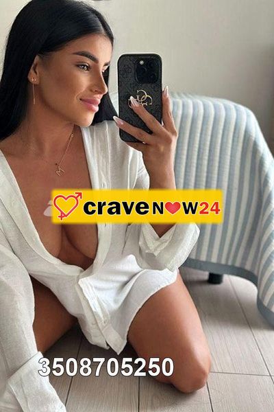 LUISA NAPOLETANA VERA 25 ANNI❤️ELEGANTE E NATURALE🤩PATATINA SAPORITA E CULETTO DELICATO😋