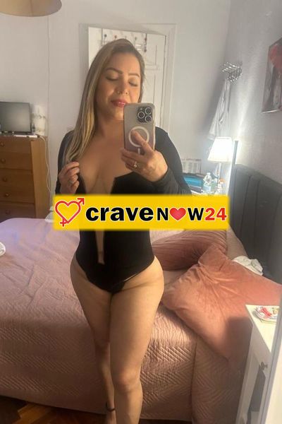 MANUELA LATINA CALIENTE