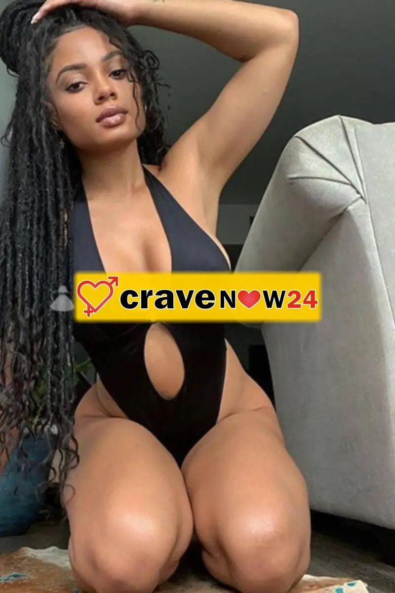 NURI SUPER BAMBOLA ALTAMENTE SEXY ED EROTICA