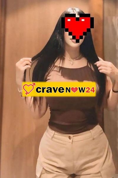 Alessia 25 anni studentessa siciliana a Milano per stage universitario e non solo...