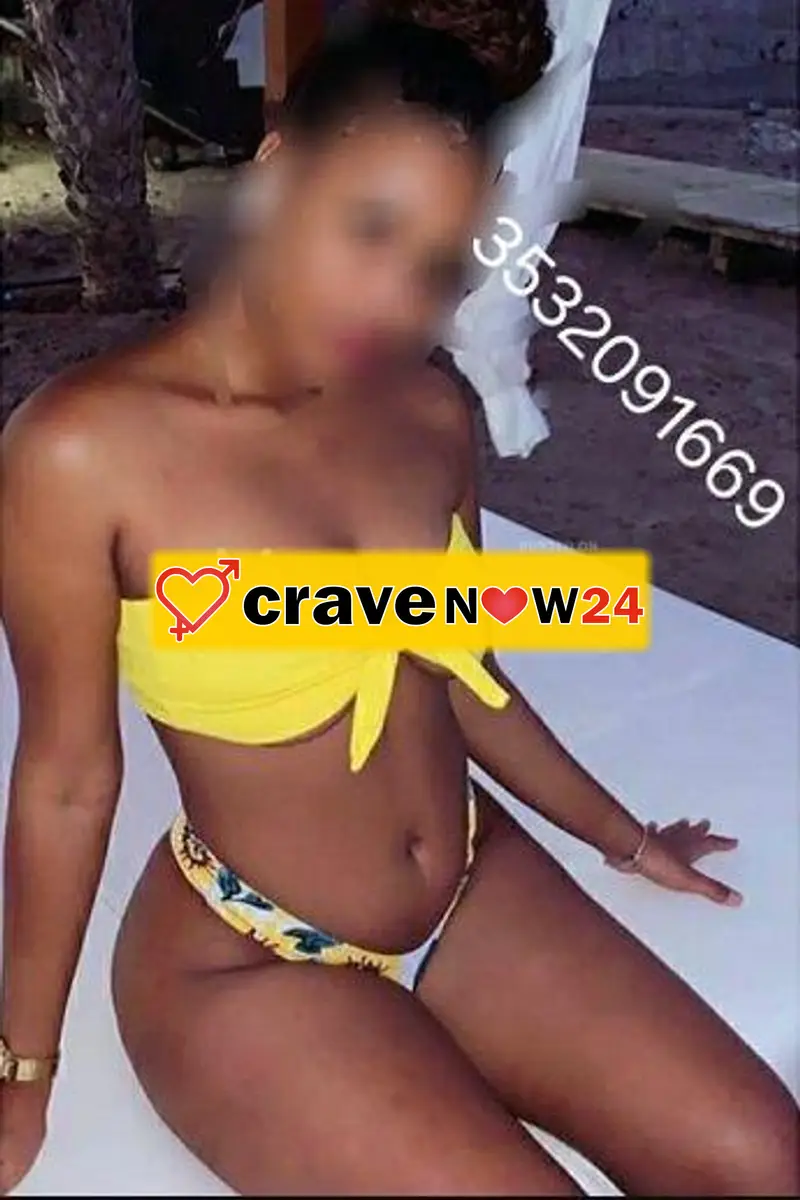 VIOLETTA !!!... LA PIU CARINA PORCELLINA VIENI A FARTI LA MIGLIORE SCOPATINA... COMPLETISSIMA PRONTA PER ESAUDIRE LE TUE FANTASIE!