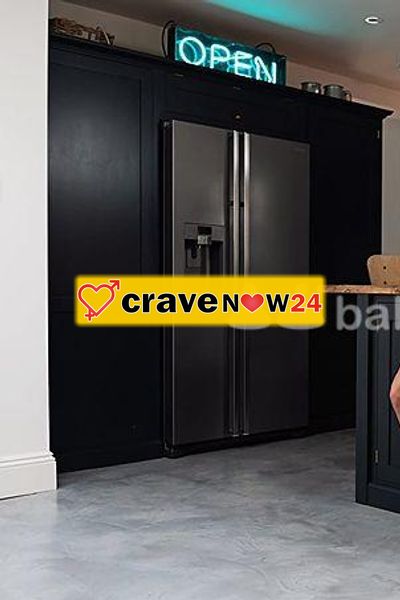 NOVITA Nikol SEXY BIRICHINA DISPONIBILISSIMA,CALDISSIMA SEDUCENTE RAFFINATA AMANTE DEI PIACERE INTENSO PRELIMINARE FOCOSI MASAGGI ERO