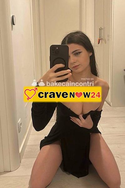 Novità SOFIA 💋💋💋Bellissima studentessa foto selfie reali