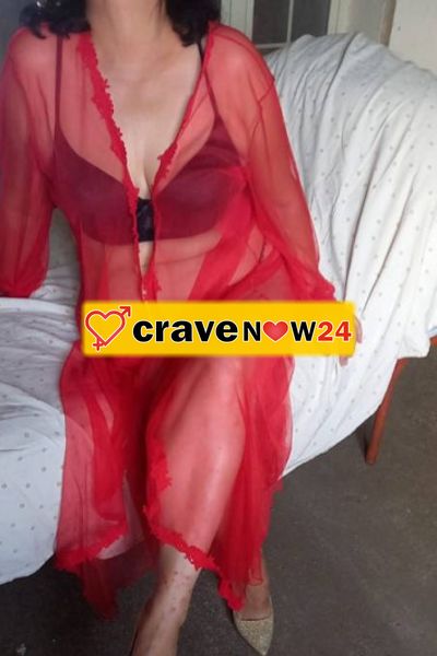 NOVITA A A JESOLO ! APPENA ARRIVATA ! 🔥LAURA Ungherese 40 anni, Milf mora mozzafiato 🔥