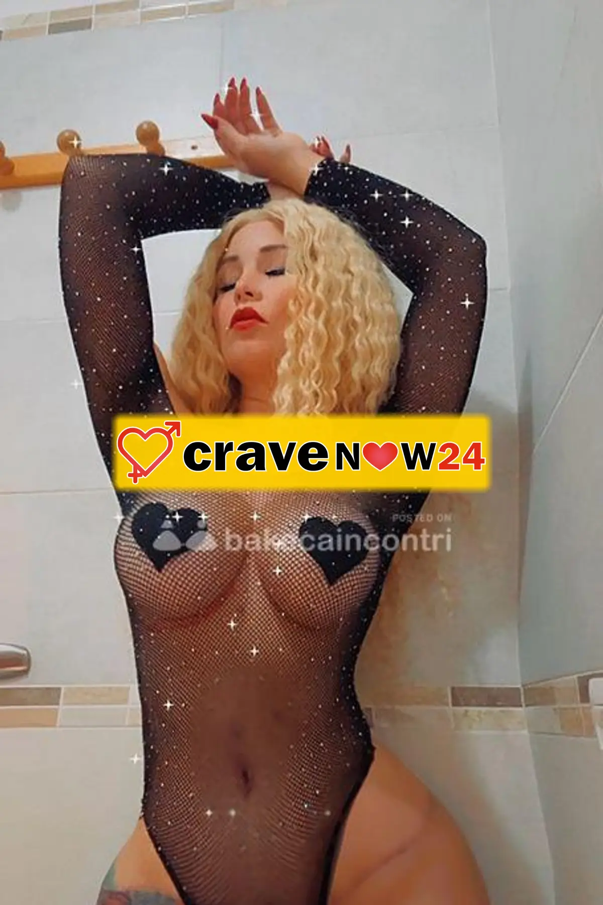 Antonella Vera italiana foto vere mi riconosci súbito dal enorme tattoo