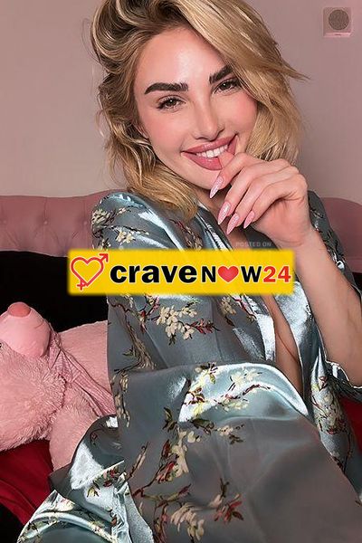 Ragazza calda disponibile per la tua soddisfazione