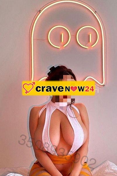 FINO A DOMENICA A VITTORIA SELENA THAILANDESE PER POCHI GIORNI MERAVIGLIOSA 6 DI TETTE MASSAGGIATRICE PER BODY MASSAGE