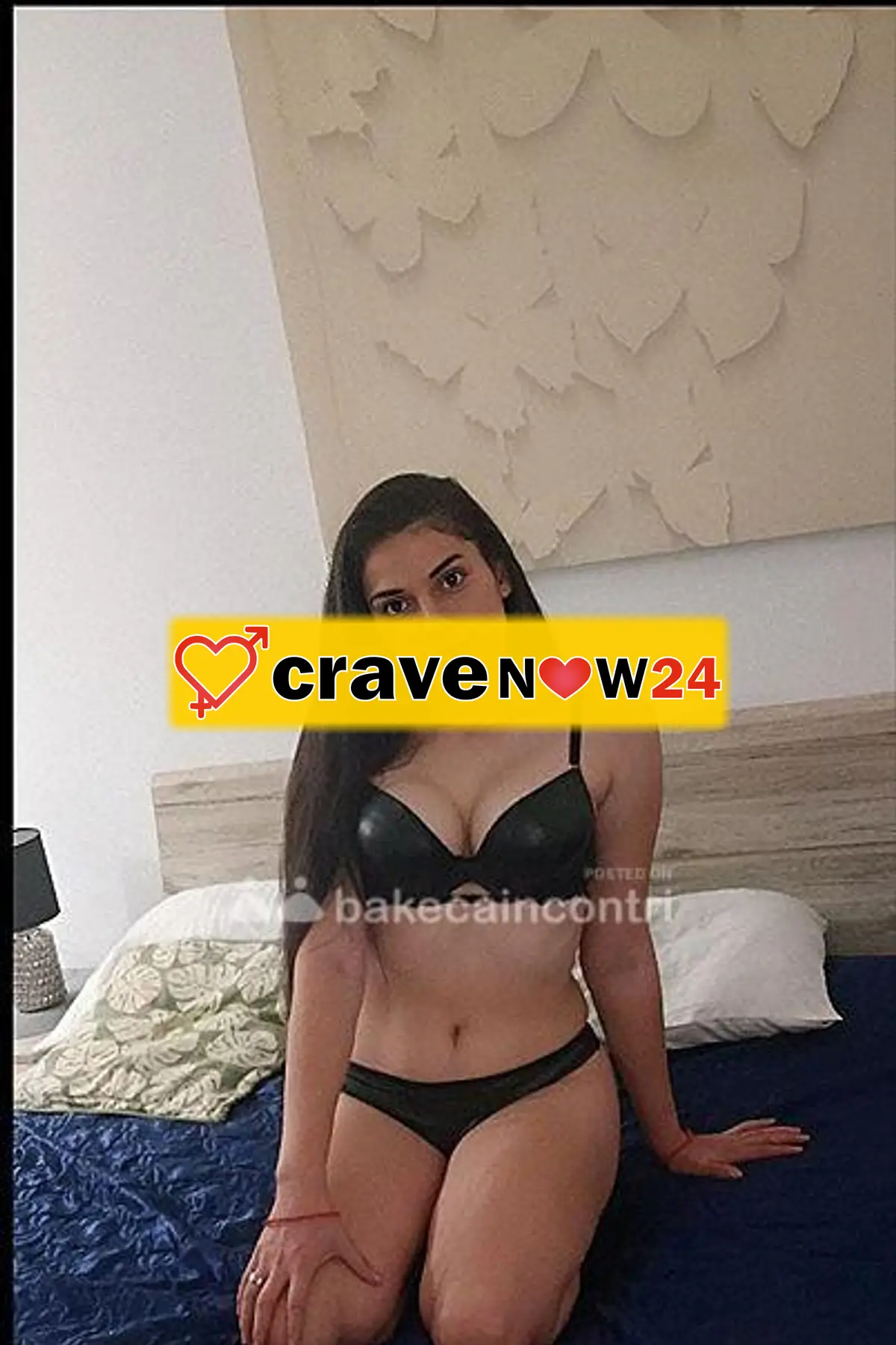 Ciao, permettimi di presentarmi. Mi chiamo Roxy, ho 20 anni