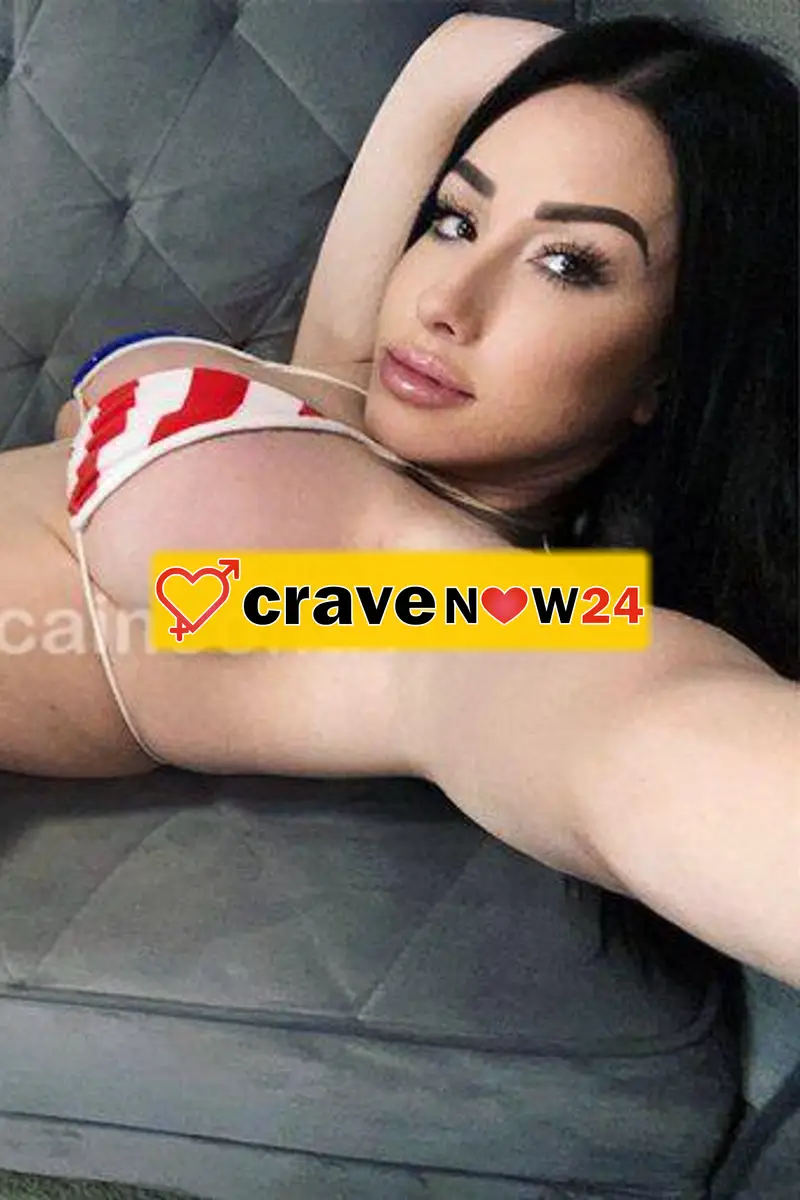 Disponibile massaggio e un bel pompino al miele con stile pecorina