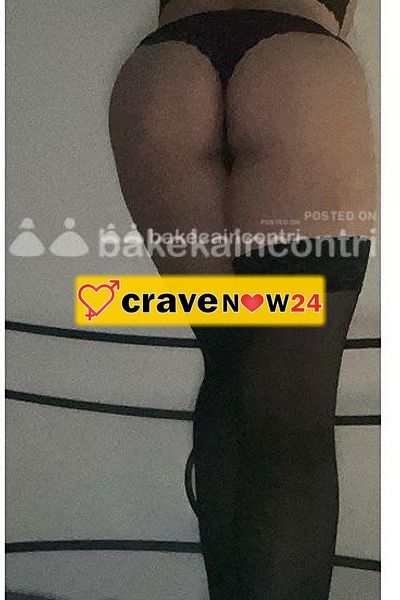 MILF CASALINGA DIVORSIATA ULTIMO GIORNO FACCIO TUTTO