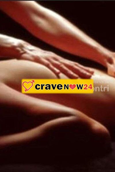 Ragazza nuova nel nuovo Tempio del RELAX -