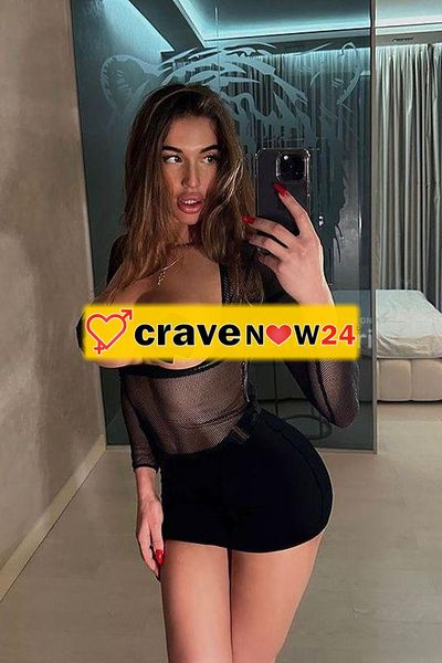 SOLO ITALIANI!!! FOTO REALI!La semplicita fà la differenza!ciao sono GIULIA dolce studentessa secondo anno di università 19 anni bella e fresca..