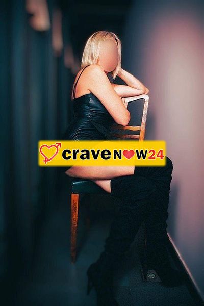 Appena arrivata bella bionda…