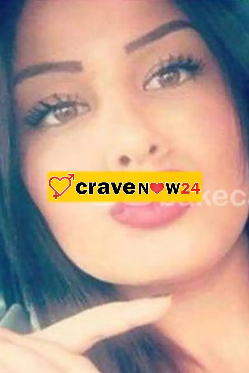 Alessia studentessa siciliana a Milano per stage universitario e non solo (Via Gustavo Fara/Stazione Centrale)