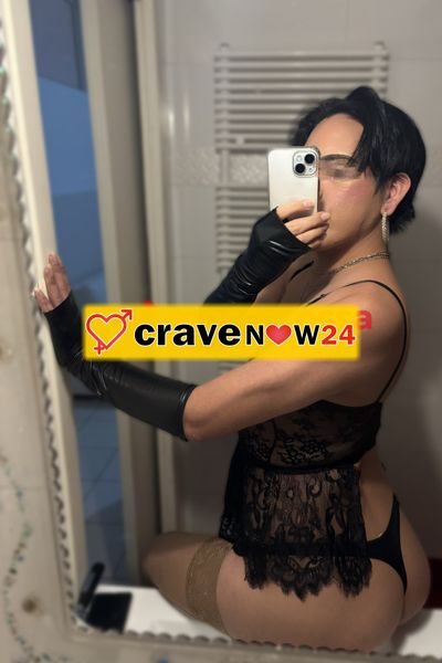 Uriel femboy