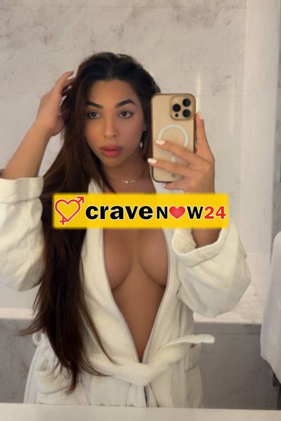 Raquel zoe