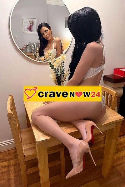 Ragazza disponibile tutta la sera