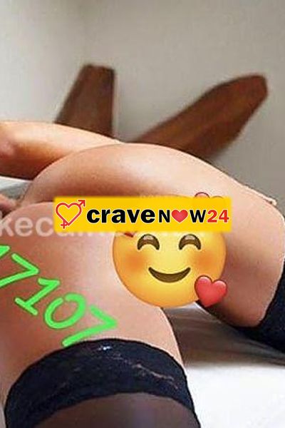 ITALIANA APPENA MAGGIORENNE. PRIMA VOLTA CRISTAL❗❤⭐ BELLISSIMA🐷ADORO👅SUCCHIARE 🍭CON LA MIA CALDA BOCCA ED ESSERE 🍭LECCATA 👅