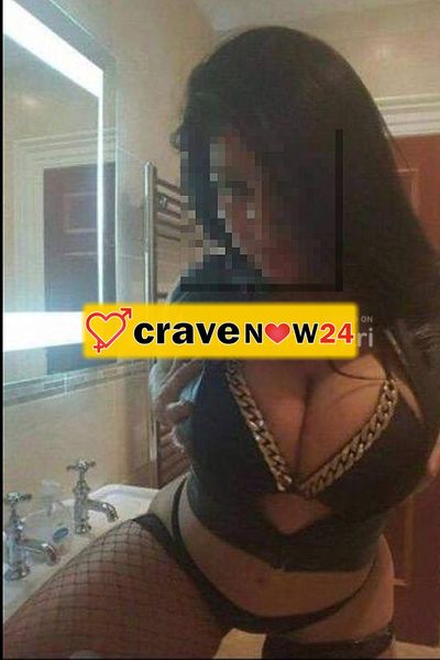 Isa.. 💖🔥💦 appena arrivata prima volta in zona 🥳Amo il sesso in tutte le pose e trattarti come il mio vero ragazzo..! 😈🔥💖💦😍