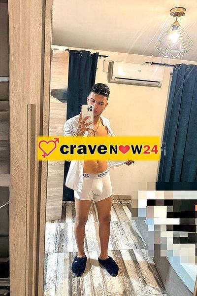 😈STALLONE LATINO😈22 cm di PURO GODIMENTO🍆💦🔥il tuo toy boy, esperienza privata di alto profilo