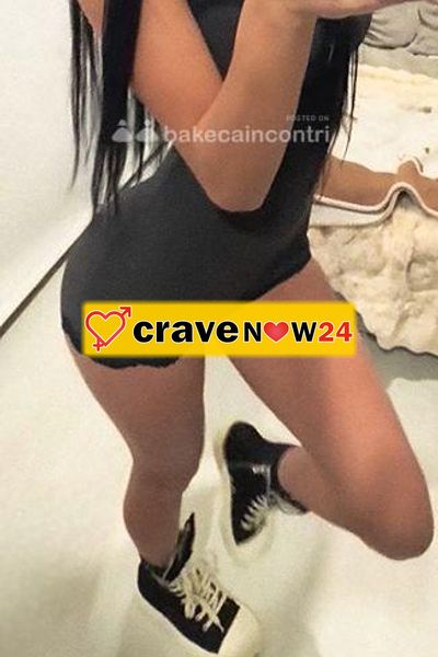 PRIMA VOLTA A MILANO 🇮🇹ITALIANA, 29 ANNI. Per ogni petalo di rosa che mi darai, più felice mi farai!!!🇮🇹