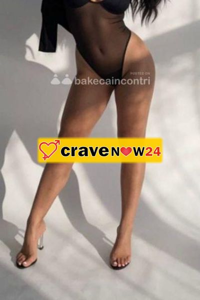 PRIMA VOLTA A FONDI,CRISTAL⭐ BELLISSIMA PORCA🐷ADORO👅SUCCHIARE 🍭CON LA MIA CALDA BOCCA ED ESSERE 🍭LECCATA 👅COMPLETISSIMA