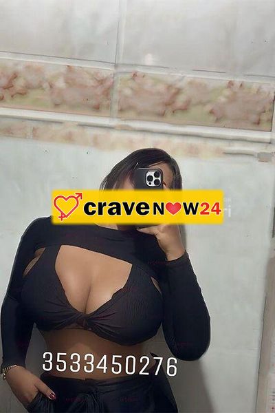 PRIMA VOLTA PATRONA VERA PUTTANA M.A.S.S.A.G.G.I.A.T.R.I.C.E ***LECCARE+ POMPINO AL NATURALE + 69 SCOPATA IN TUTTE LE POSIZIONI