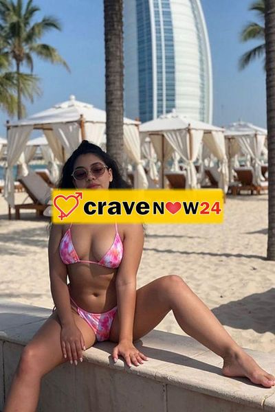 PRIMA VOLTA A FONDI,CRISTAL⭐ BELLISSIMA PORCA🐷ADORO👅SUCCHIARE 🍭CON LA MIA CALDA BOCCA ED ESSERE 🍭LECCATA 👅COMPLETISSIMA