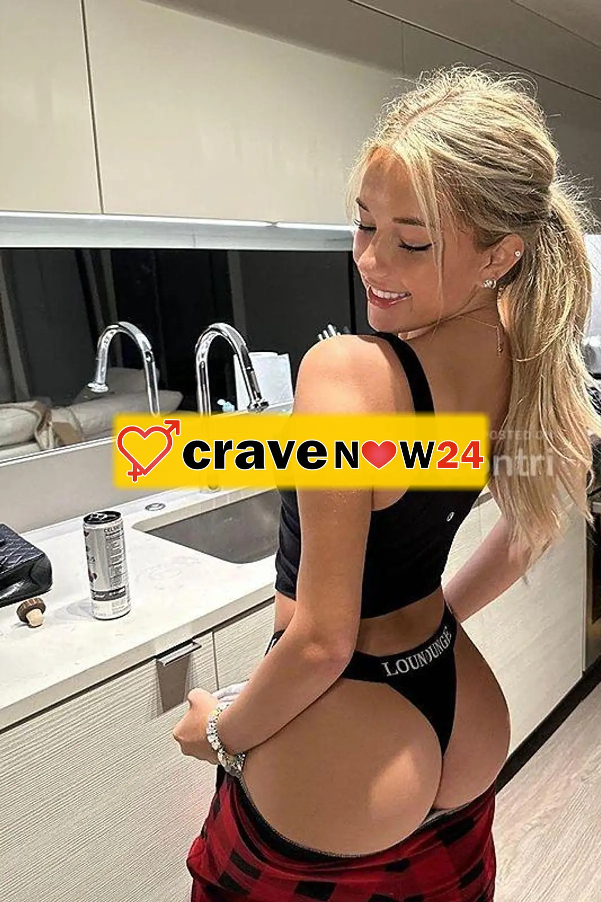 PICCOLINA TROIETTA ADORO SUCCHIARE.CON LA MIA CALDA BOCCA ED ESSERE.LECCATA 👅FINO A BAGNARM,SESSO COMPLETO IN TUTTO