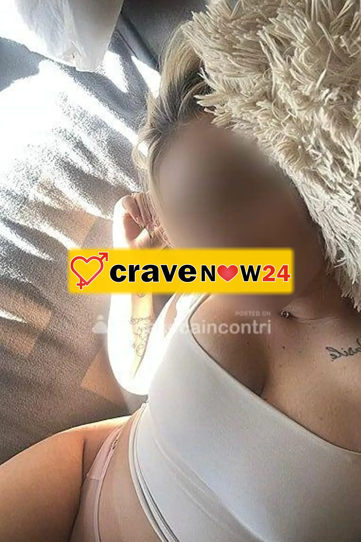 CLAUDIA NOVITÀ IN PIAZZA DEI RE DI ROMA , LATO B INCLUSO . FOTO REALI 📸✅