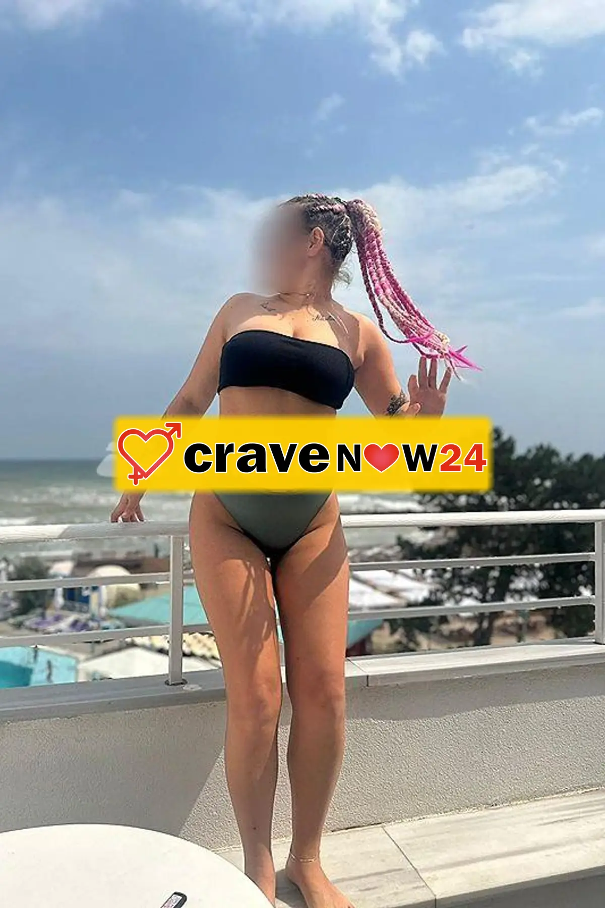 CLAUDIA NOVITÀ IN PIAZZA DEI RE DI ROMA , LATO B INCLUSO . FOTO REALI 📸✅