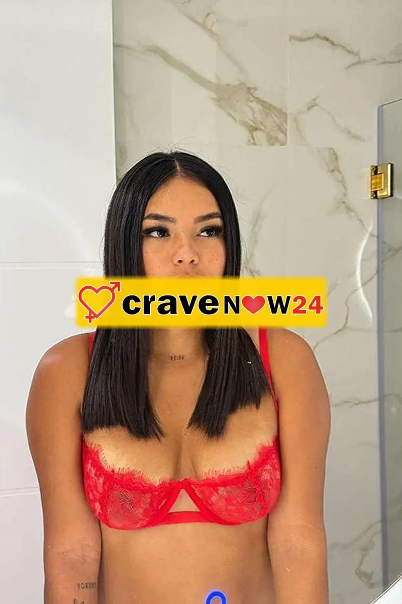 Anna 👅 Venezuelana 22 anni, il tuo sogno proibito per un momento di relax tutto nostro ❤️‍🔥❤️‍🔥 Ricevo e raggiungo 24/7🥰🥰 splendida e Giovanissima