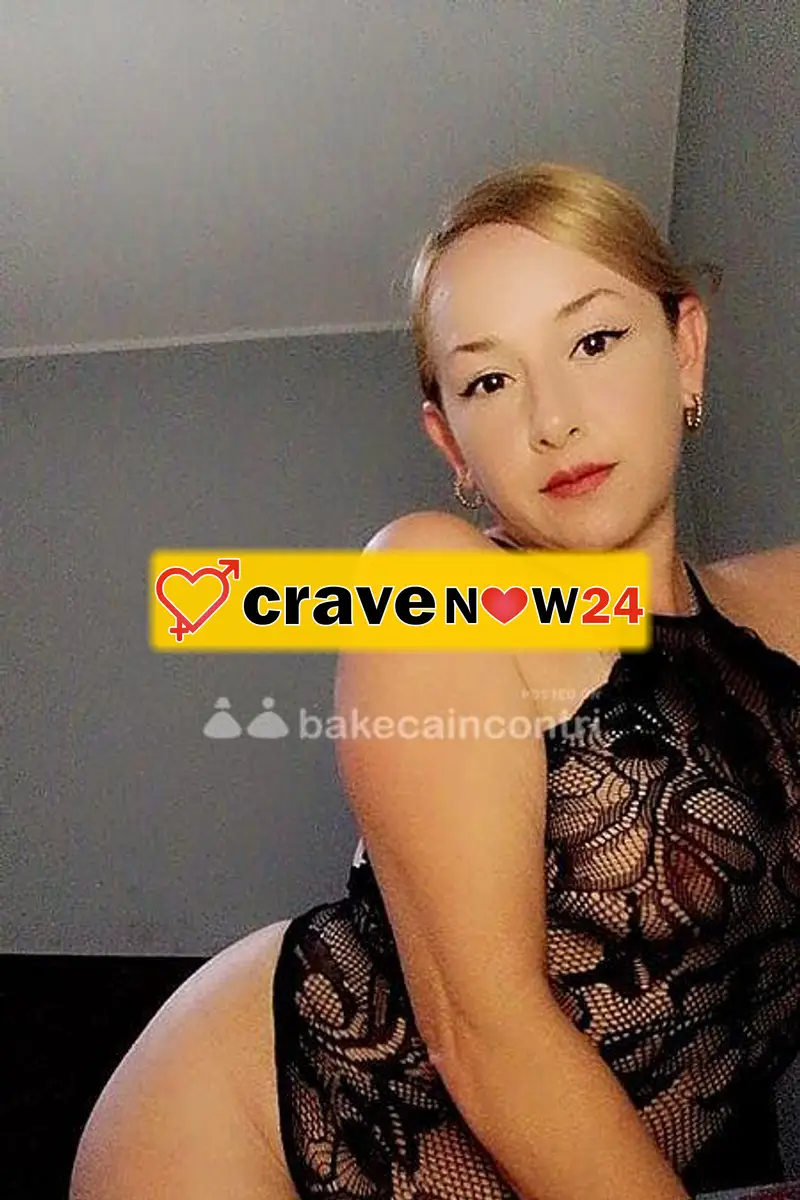 PRIMA VOLTA AVELLA ESPAÑOLA _AFFASCINANTE SEXY DOLCE CURVE FANTASTICHE, GIOVANE PRELIMINARI DA IMPAZZIRE😻69