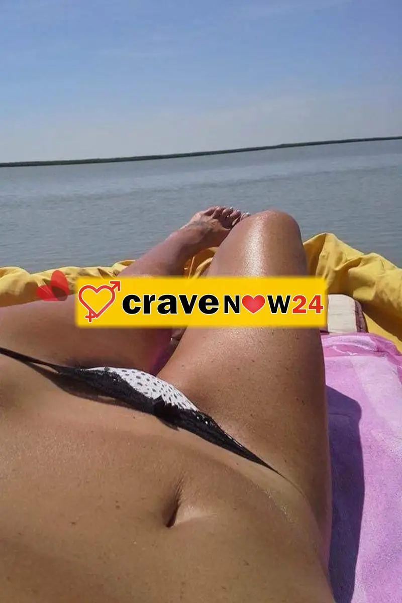 ITALIANA EX IMPIEGATA A VIGEVANO...LA DIFFERENZA!