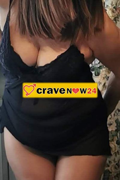 Elegante MILF italiana