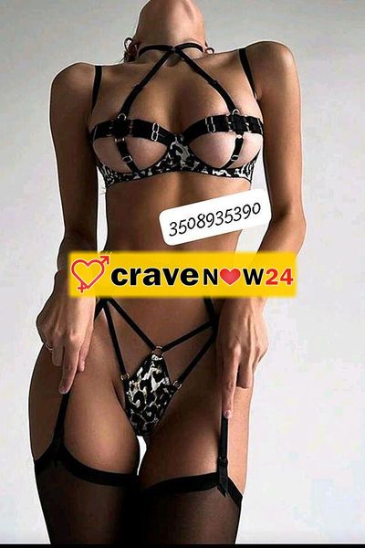 BELLISSIMA PORCELLINA AMANTE DEL PRELIMINARE 💋, TUTTA DA GUSTARE...❤ ❣ 💞 💞 FOTO 100 % REALI.....UNA VERA PORCELLINA SENSUALE