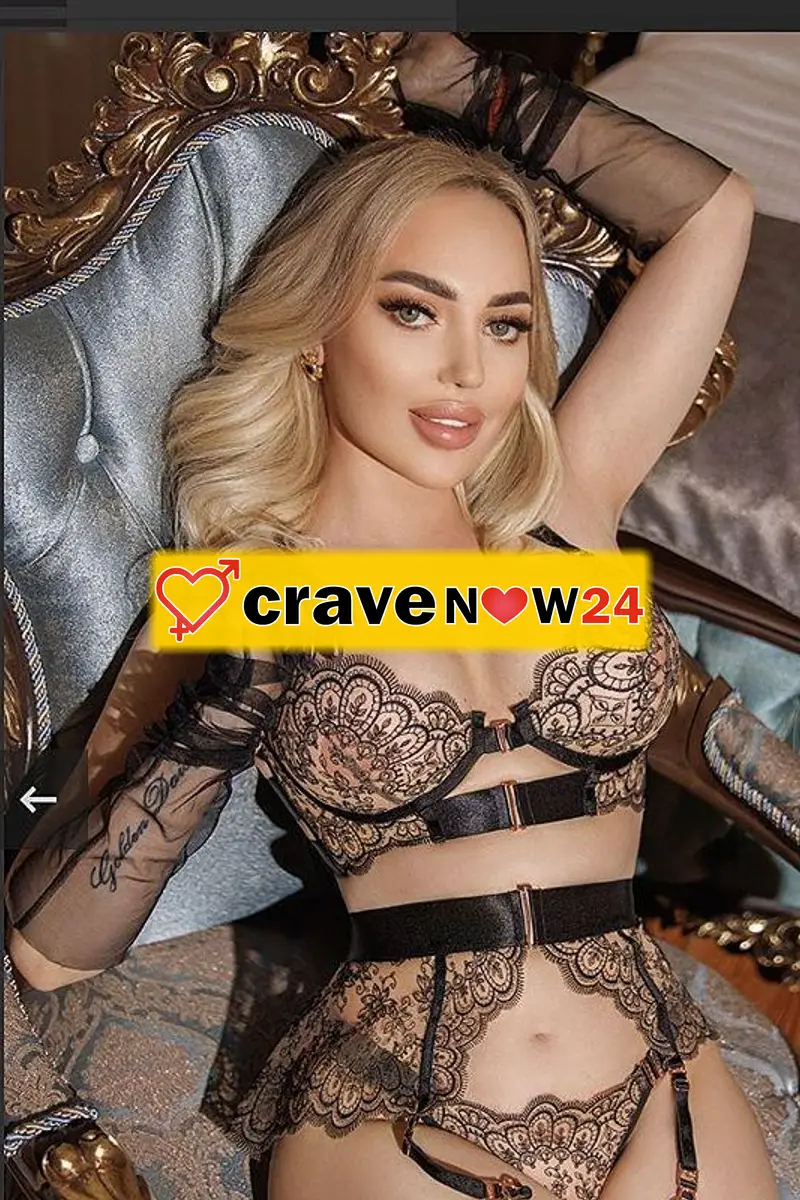 FIGA PELOSA Milf al punto giusto COMPLETA ANCHE LATO B mi piace fare tutto con calma. ..baci con lingua. .lato b..pompino naturale fino alla fine. .mi