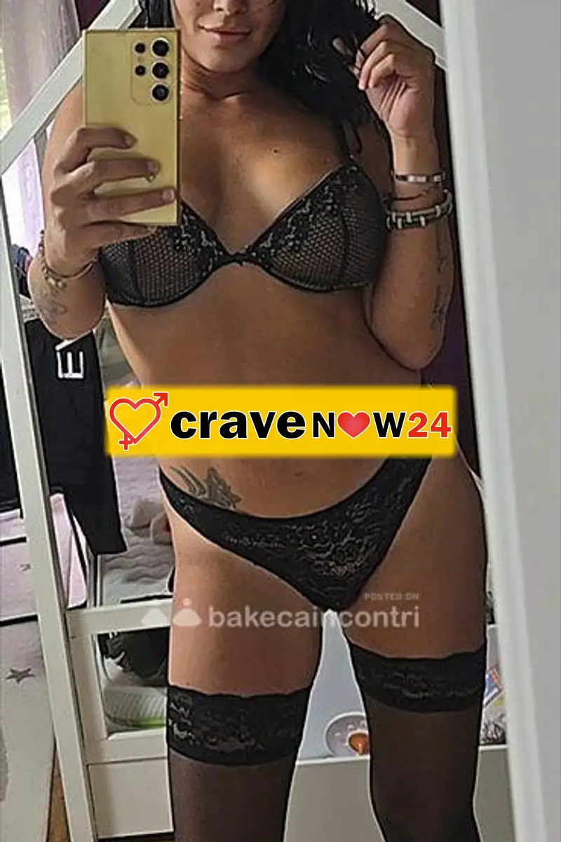 Italiana seria riservata pulita e passionale