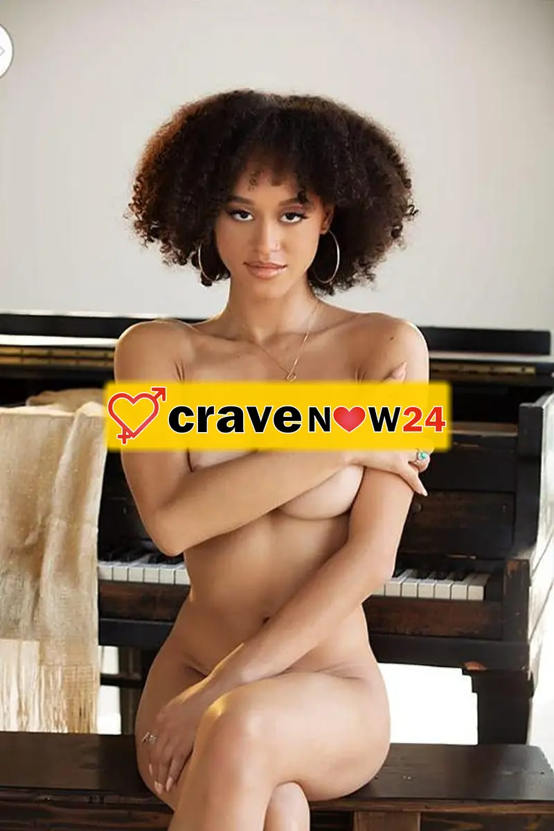 RUBIERA 💦💦💦💦LATO B DI MORIRE🍭🍭🍭 TUTTO CON CALMA,,SENZA FRETTAA... PRONTA AD ESAUDIREEI TUOI SOGNII PIU NASCOSTI,,BRAVISSIMA....