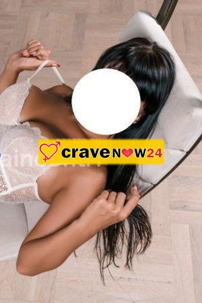 ELENA... APPENA ARRIVATA AD IMOLA. Splendida ragazza 26enne, alta 1.75, quarta misura di seno, Tutta per Te..