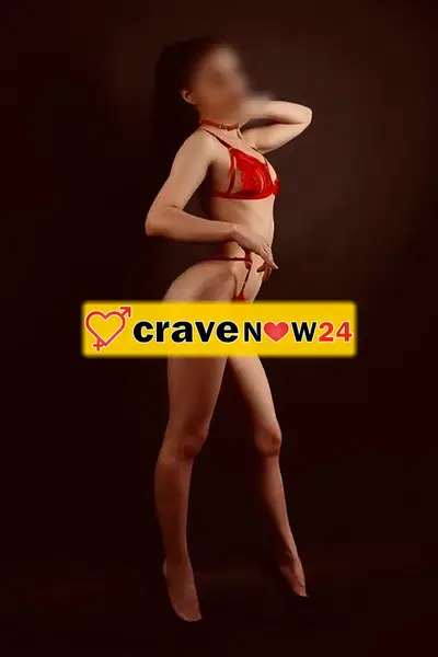 Sabrina! Una splendida ragazza mora, un delizioso frutto della passione tutto da gustare... Pura bellezza e simpatia🔥💣