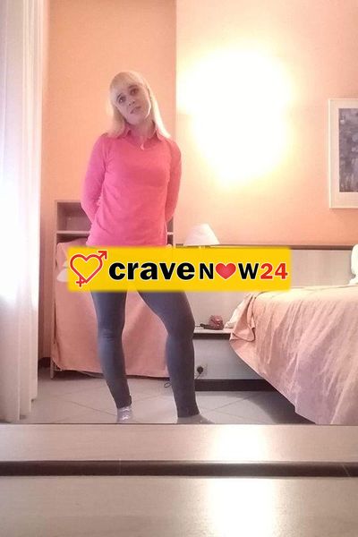 Ti propongo o un incontro in macchina oppure una chiamata o video chiamata erotica