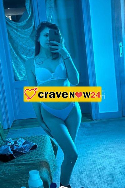 NEW NEW 🔥appena arrivata Nika 20 anni Russa vi aspetto 🔥🔥🤗🤗💋❤️❤️......foto reali 100%