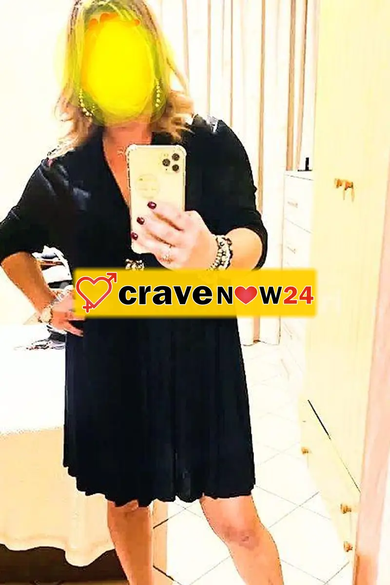 NEW BIONDA NAPOLETANA SUPER COMPLETA DISPONIBILE FINO A TARDA NOTTE SE CERCHI IL VERO SQUIRTING FACCIO AL TUO CASO SOLO ITALIANI SONO UNA VERA TROI---