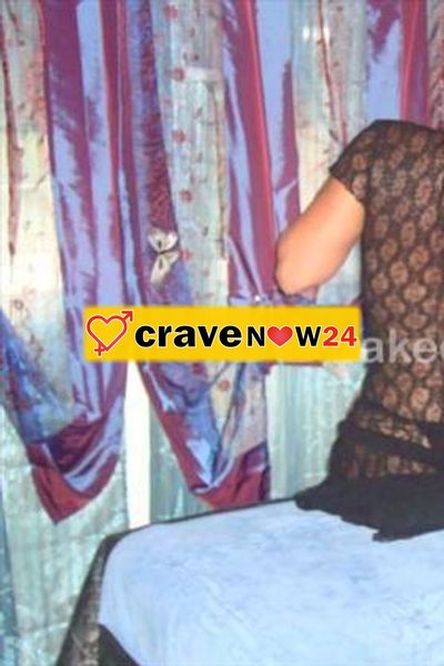 Italiana  ricevo solo Italiani!!!!