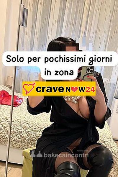 Bellissima italiana, appena arrivata in zona per la prima volta.
Amo gli incontri guidati dal desiderio, dal brivido del momento, senza troppe domand