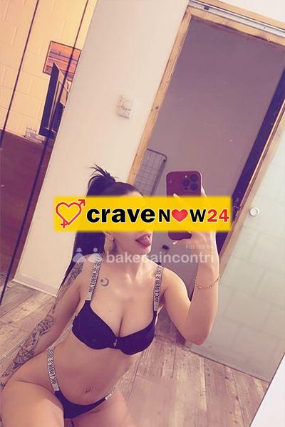 Sono Simona 19 anni quella in foto che vedi sono ! Valuto proposte di persona faccio preliminari rapporto anche MISTRESS STRAPON