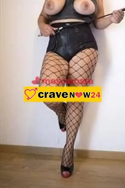 CASALINGA MOLTO PUTTANA TI ASPETTA A UDINE