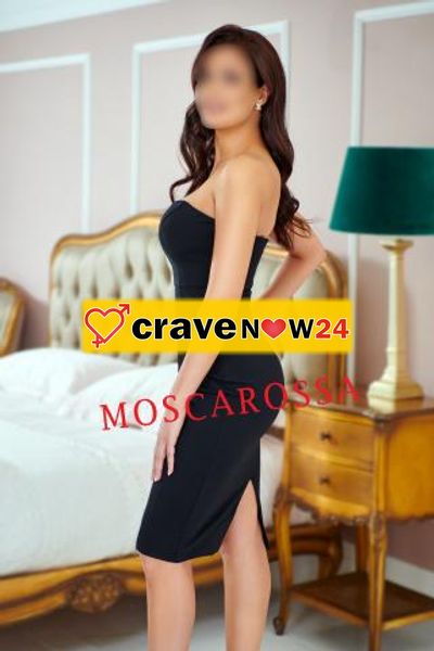 Anna assistente di volo