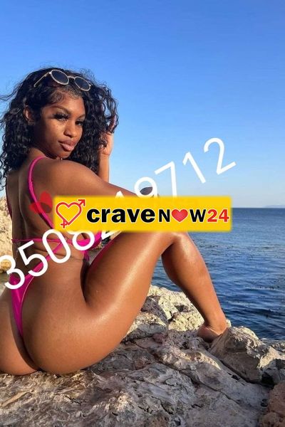 Prima volta in città di passaggio ragazza super sexy per realizzare il tuo desiderio pompino al naturale più 69